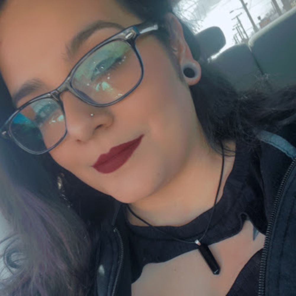 Meet your Posher, Ashley